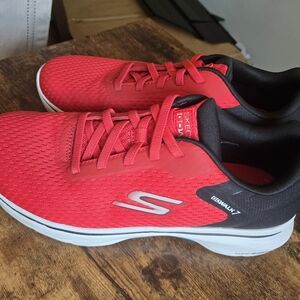 Skechers Men's Red and Black Sneakers